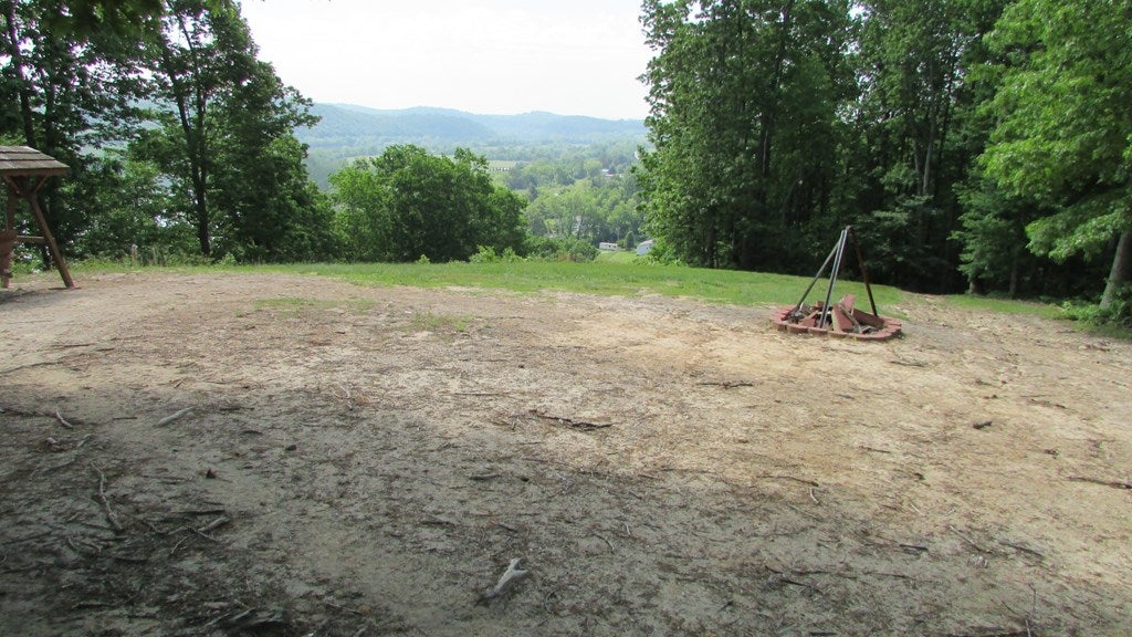Tbf Parrott Mountain Road Parrott, VA 24132 - Photo 21 of 22 Gallery Image 21