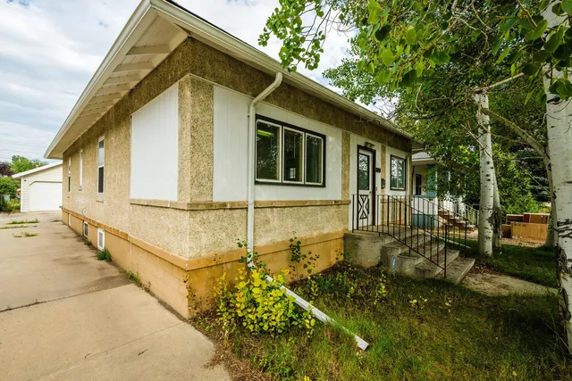 $365,000 | 838 South Sheridan Avenue, Sheridan, WY 82801