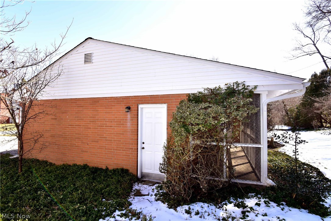 988 Newport Road Akron, OH 44303 - Photo 30 of 35 Gallery Image 30