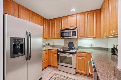 $295,000 | 306 Fourth Avenue, Unit 501, Pittsburgh, PA 15222
