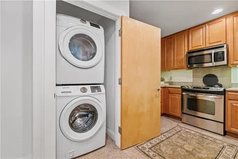 $295,000 | 306 Fourth Avenue, Unit 501, Pittsburgh, PA 15222