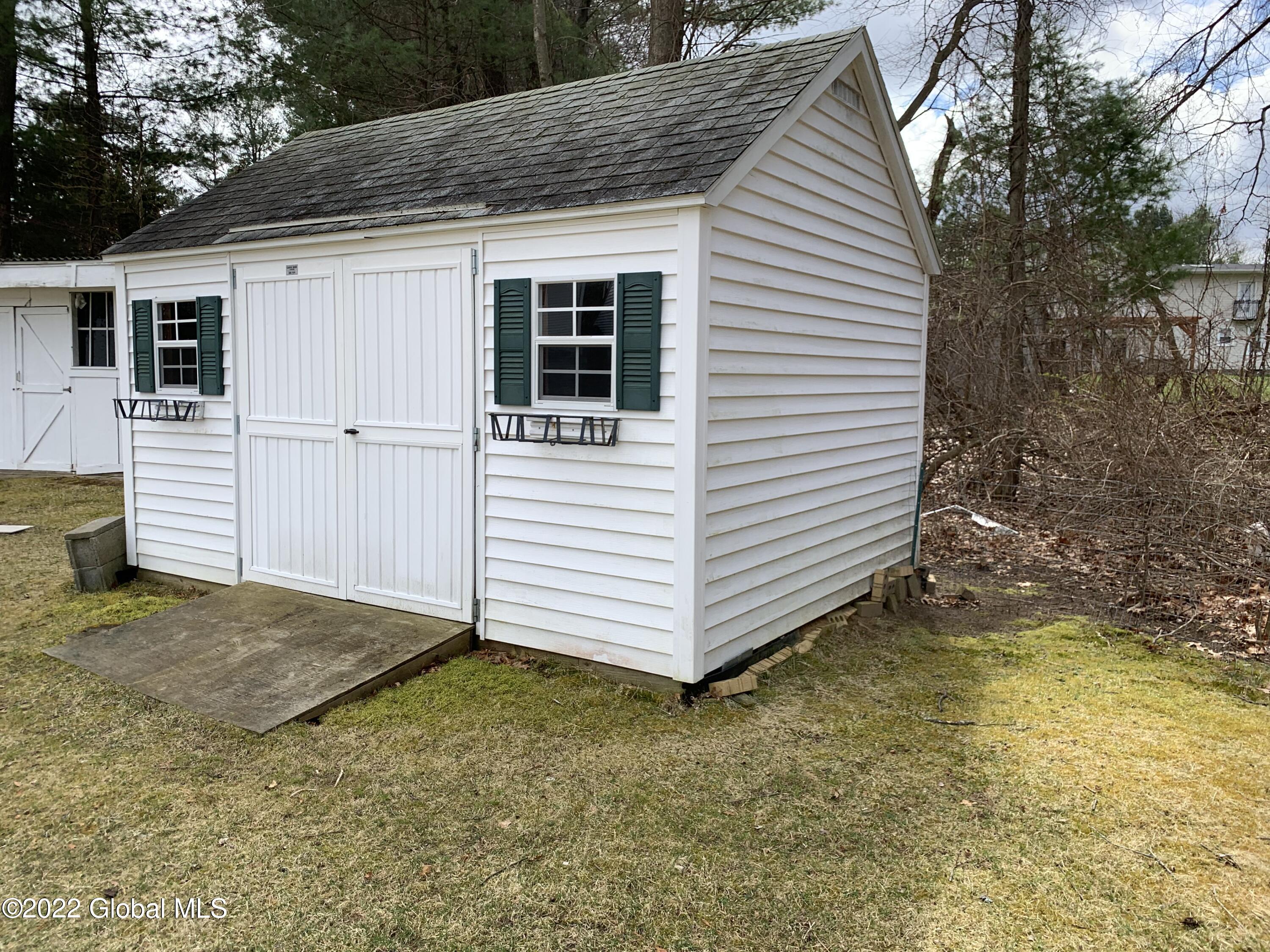 7321 Church Road Schenectady, NY 12306 - Photo 43 of 48 IMG_0431