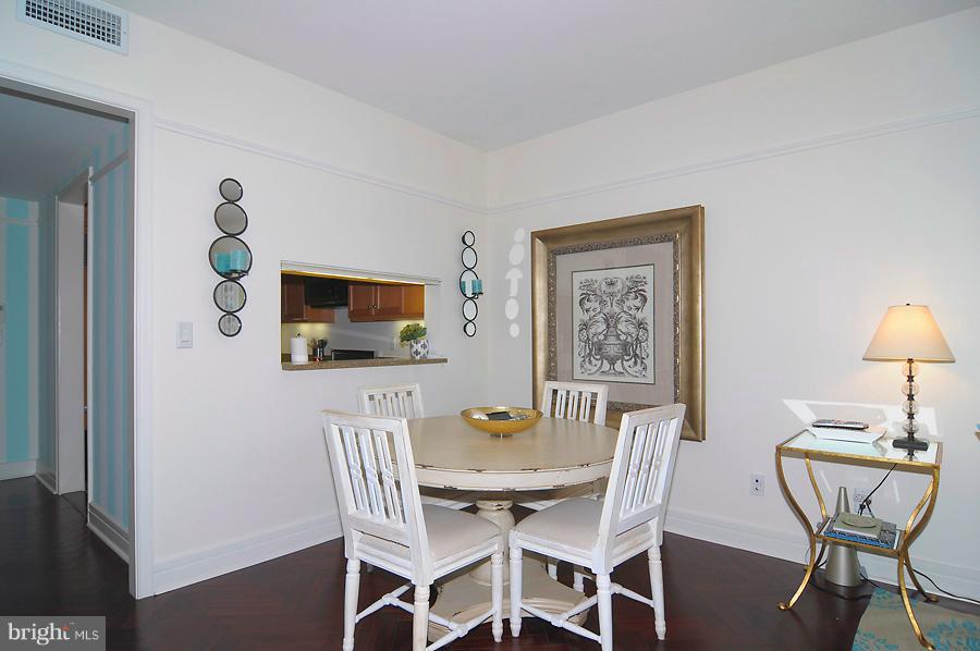 1155 23rd Street Northwest, Unit 4B Washington, DC 20037 - Photo 3 of 16