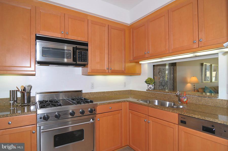 1155 23rd Street Northwest, Unit 4B Washington, DC 20037 - Photo 6 of 16