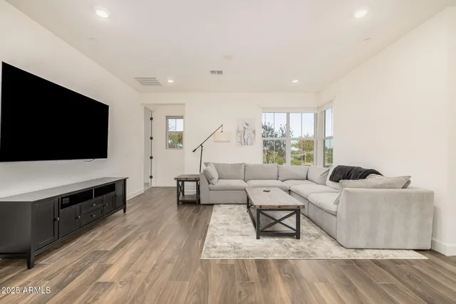 $405,000 | 11300 North Casa Dega Drive, Unit 1036, Surprise, AZ 85388