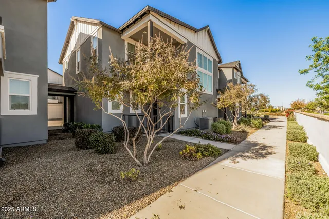 $405,000 | 11300 North Casa Dega Drive, Unit 1036, Surprise, AZ 85388