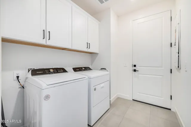 $405,000 | 11300 North Casa Dega Drive, Unit 1036, Surprise, AZ 85388