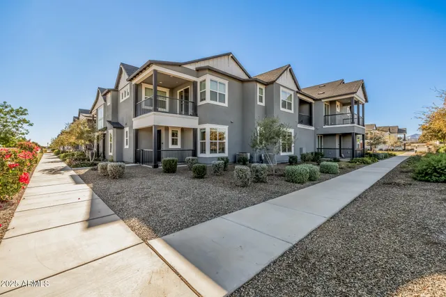 $405,000 | 11300 North Casa Dega Drive, Unit 1036, Surprise, AZ 85388