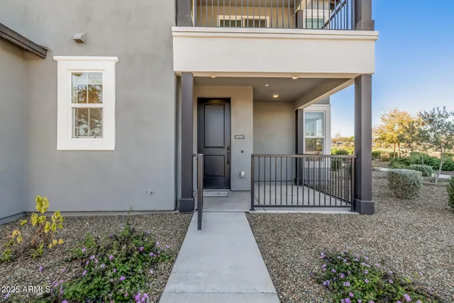 $405,000 | 11300 North Casa Dega Drive, Unit 1036, Surprise, AZ 85388