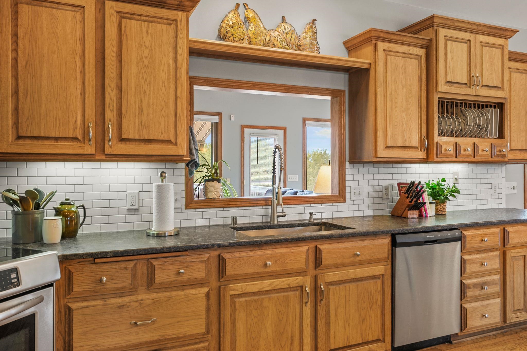 852 Canal Road Marshall, WI 53559 - Photo 20 of 61 Gallery Image 20