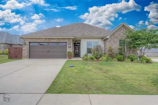 $415,000 | 50 High Water Drive, Benton, LA 71006