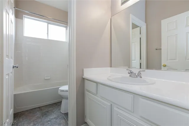 $489,000 | 672 Hitchen Post Drive, Henderson, NV 89011