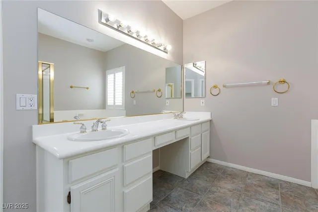 $489,000 | 672 Hitchen Post Drive, Henderson, NV 89011