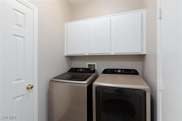 $489,000 | 672 Hitchen Post Drive, Henderson, NV 89011