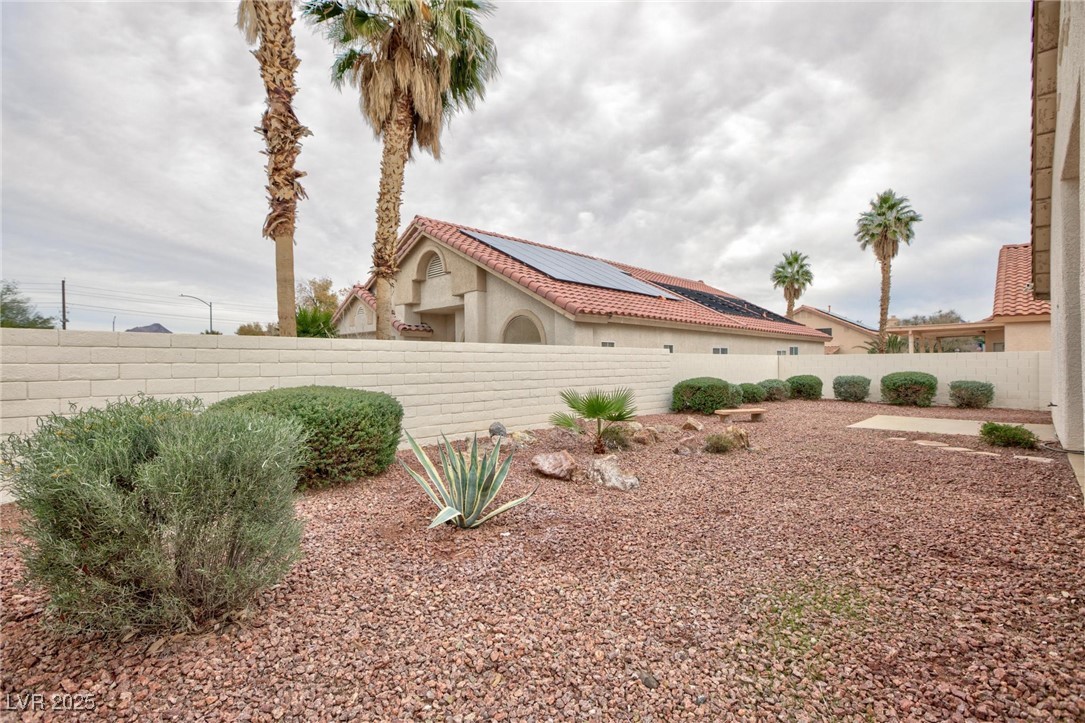 672 Hitchen Post Drive Henderson, NV 89011 - Photo 23 of 32