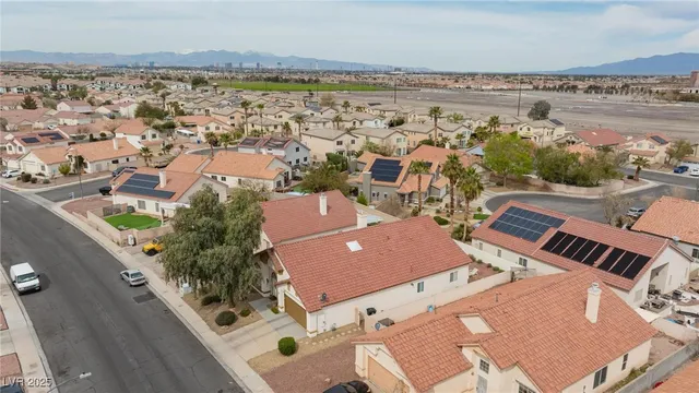 $489,000 | 672 Hitchen Post Drive, Henderson, NV 89011