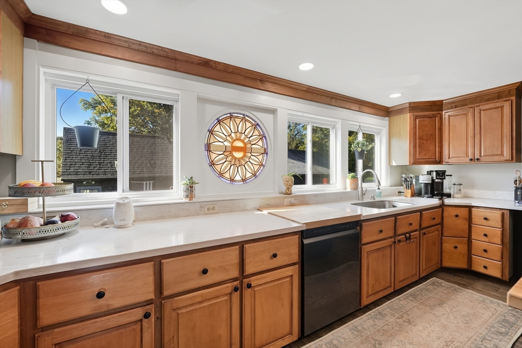 427 Main Road Granville, MA 01034 - Photo 7 of 42 Gallery Image 7