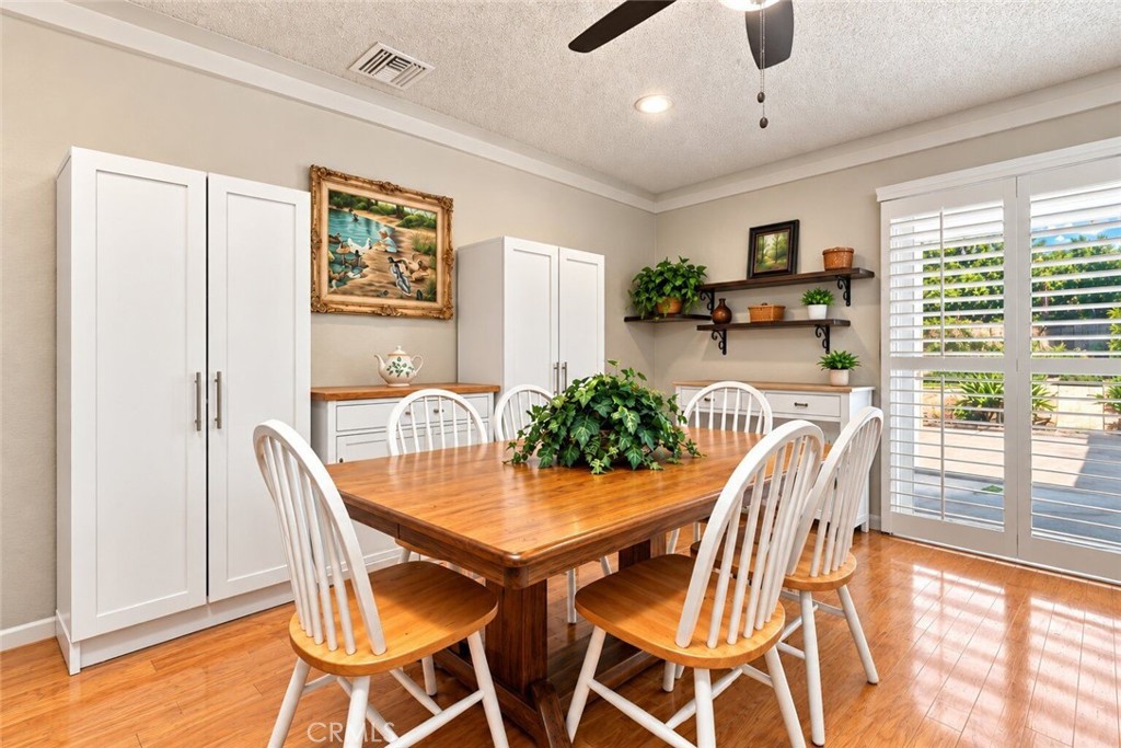 8554 Hillside Road Rancho Cucamonga, CA 91701 - Photo 9 of 40 Family eating area or possible family room