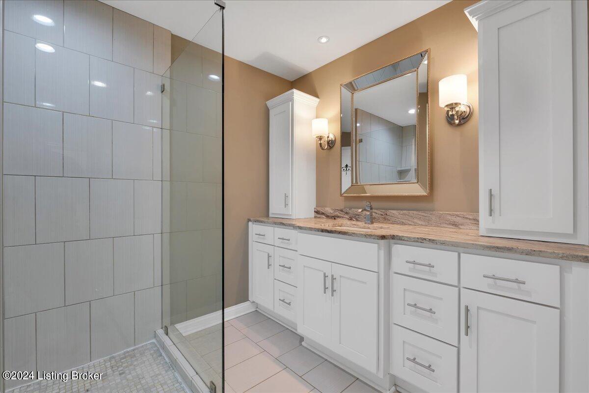 1921 Riva Ridge Road Louisville, KY 40214 - Photo 28 of 68 Double vanity