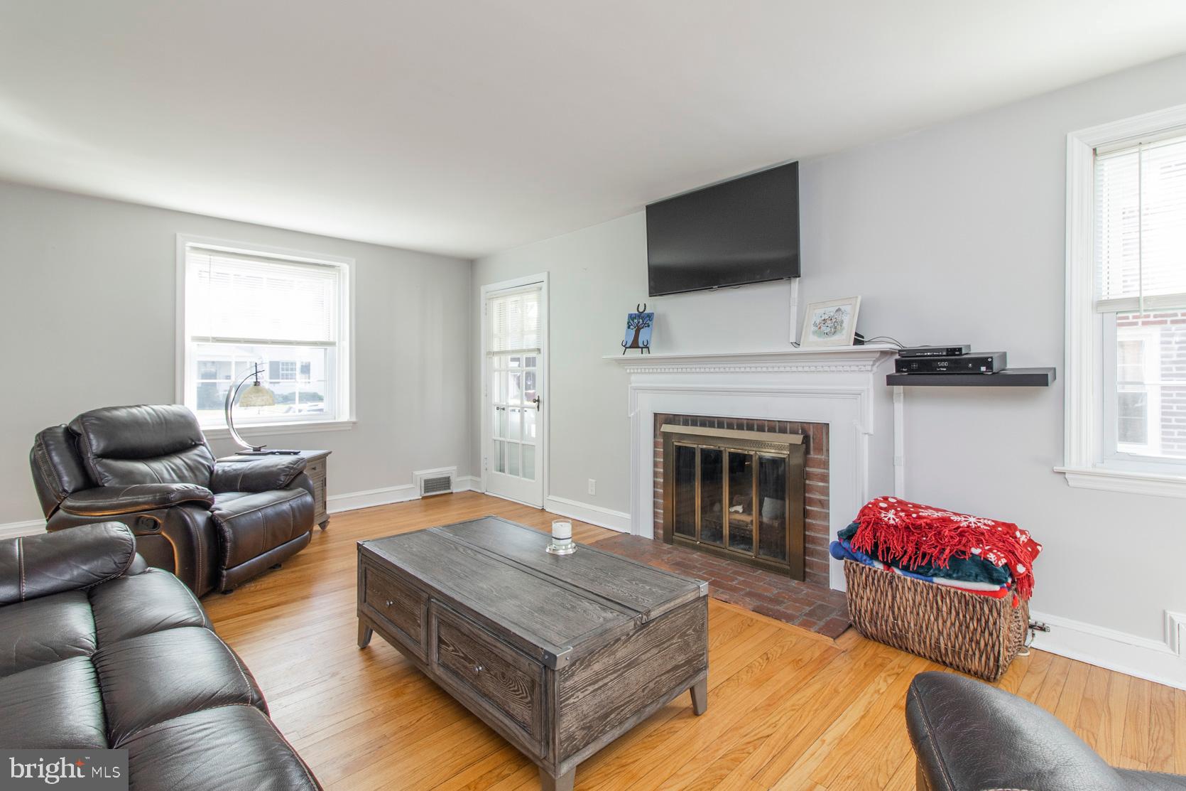 121 Fairview Road Springfield, PA 19064 - Photo 2 of 39