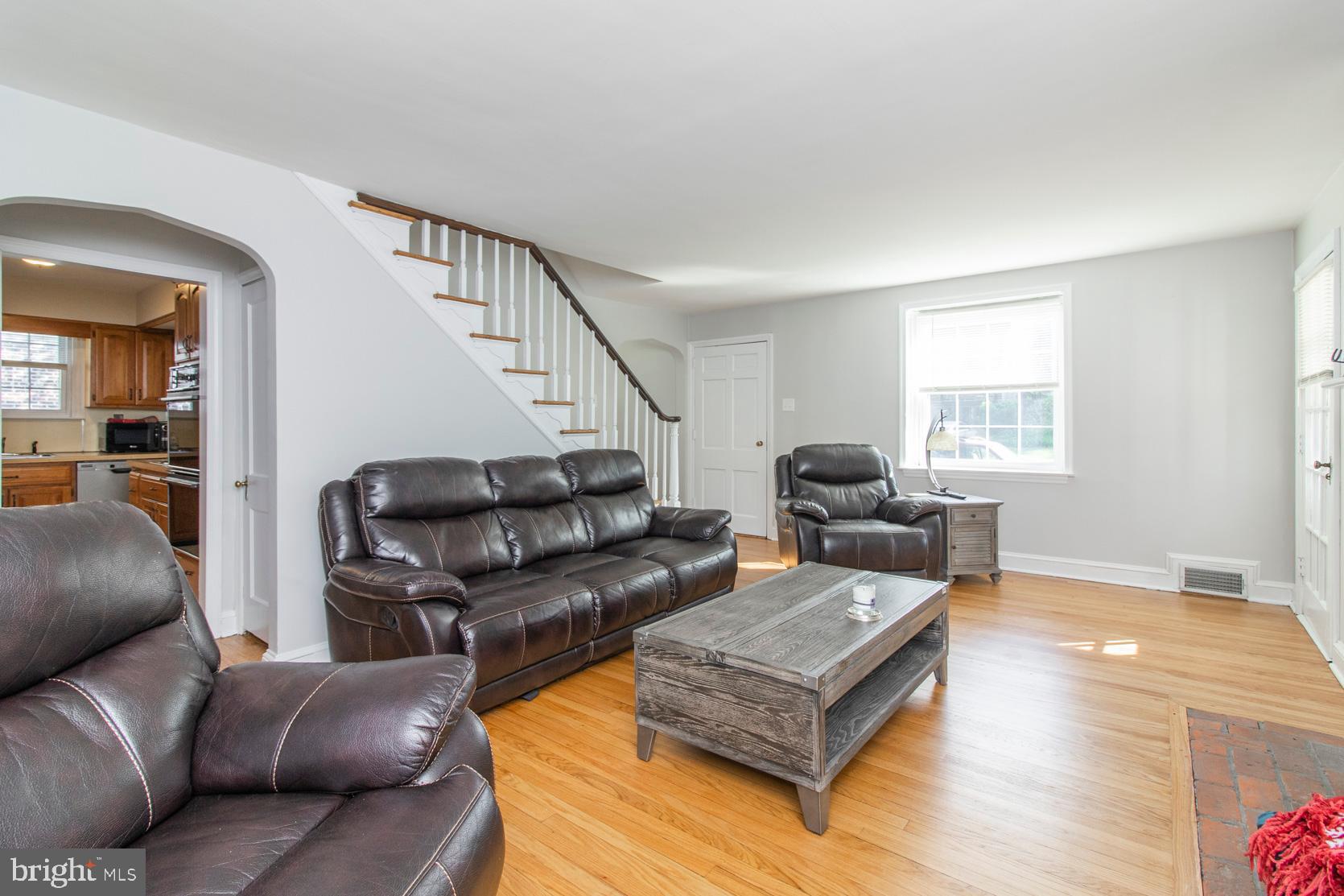 121 Fairview Road Springfield, PA 19064 - Photo 3 of 39