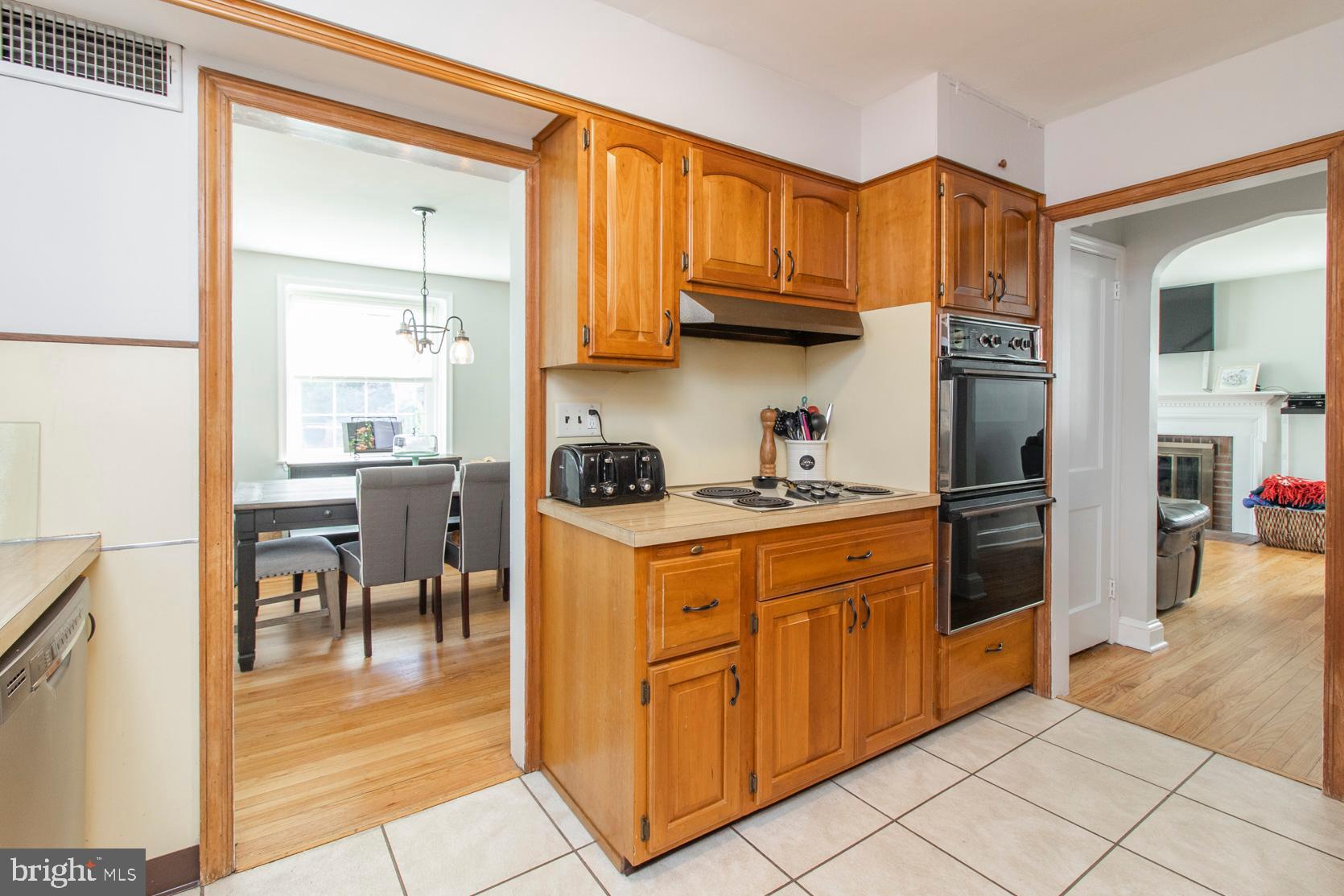 121 Fairview Road Springfield, PA 19064 - Photo 7 of 39