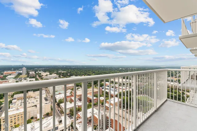 $1,900 | 301 Fayetteville Street, Unit 2904, Raleigh, NC 27601