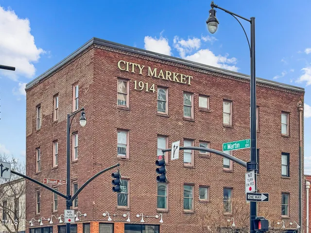 $1,900 | 301 Fayetteville Street, Unit 2904, Raleigh, NC 27601