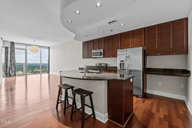 $1,900 | 301 Fayetteville Street, Unit 2904, Raleigh, NC 27601