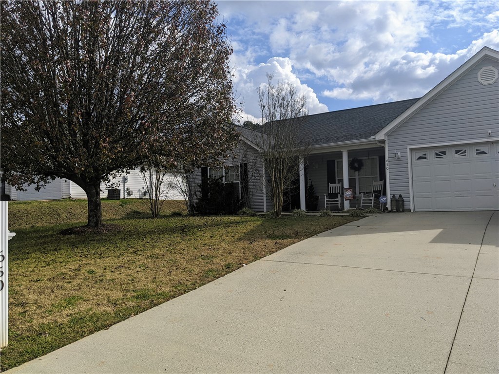 650 Hunters Lane Anderson, SC 29625 - Photo 3 of 38 Gallery Image 3