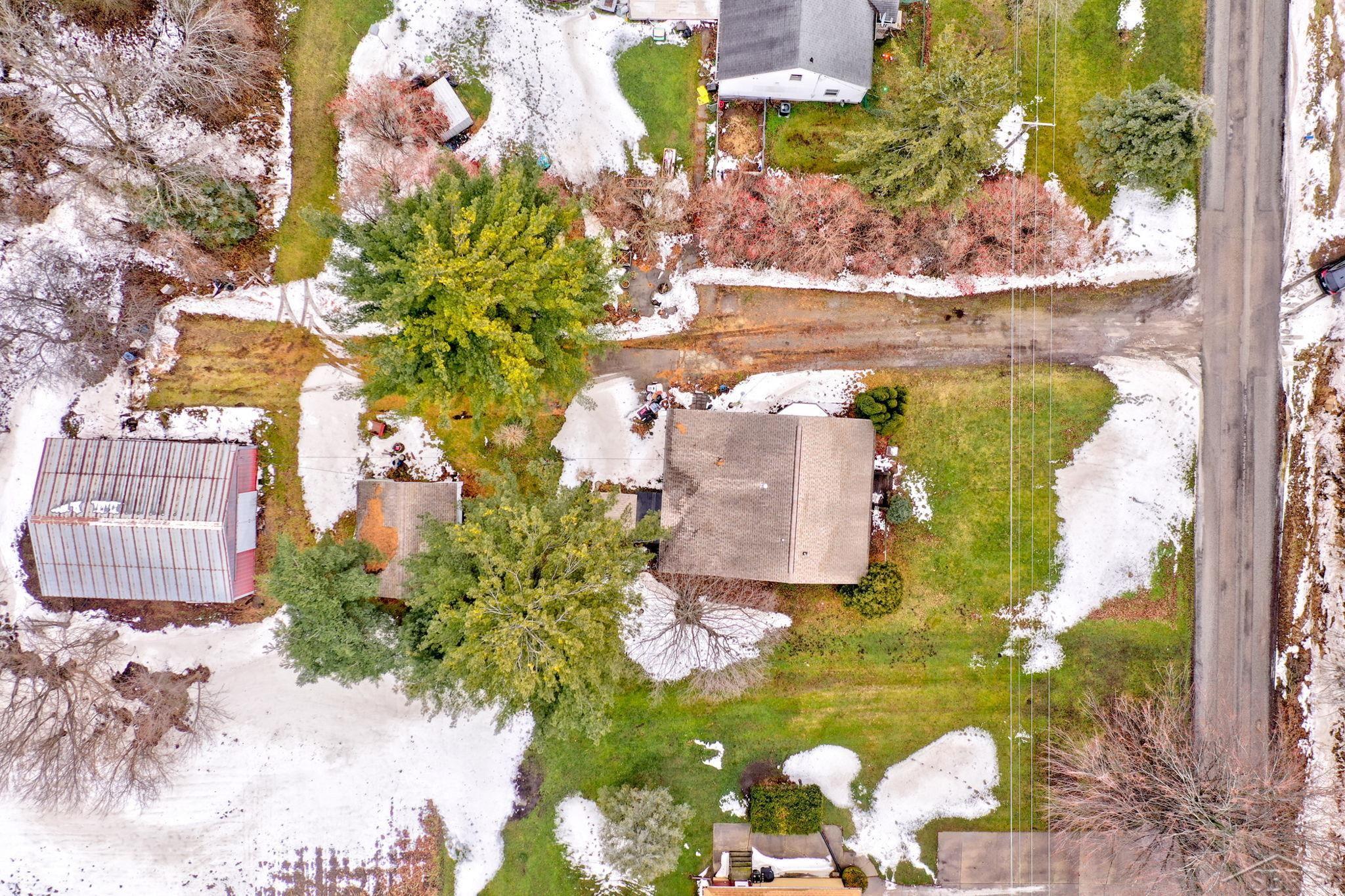 6325 Becker Road Saginaw, MI 48601 - Photo 36 of 47 50098435-36.JPG