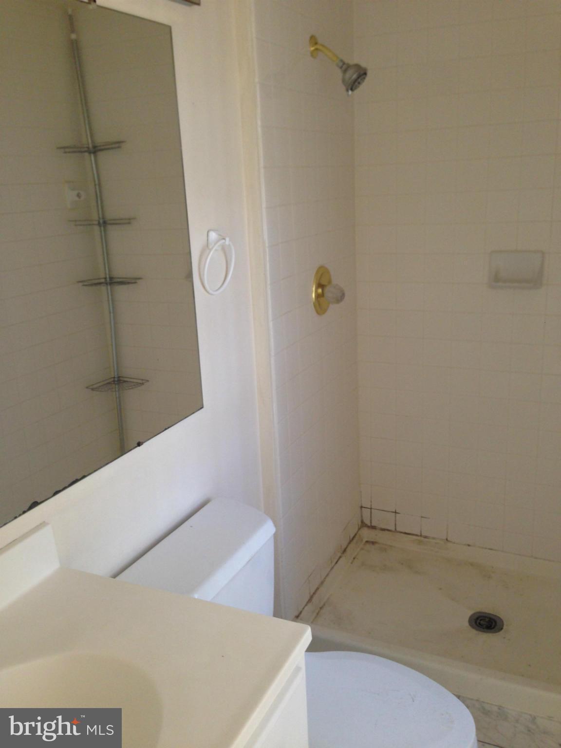 1723 Stratton Road Crofton, MD 21114 - Photo 12 of 18 Bath