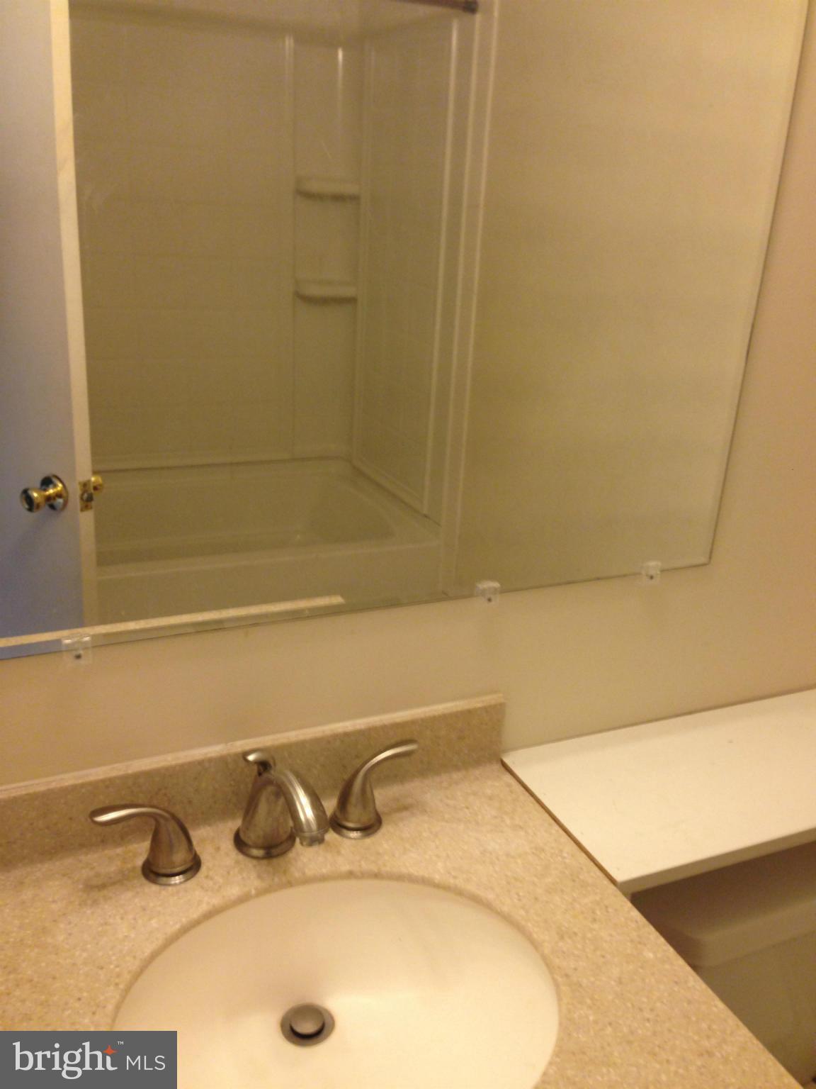 1723 Stratton Road Crofton, MD 21114 - Photo 10 of 18 Bath