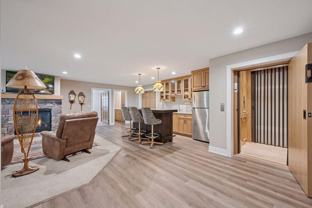 $1,595,000 | 6413 Archer Lane North, Maple Grove, MN 55311