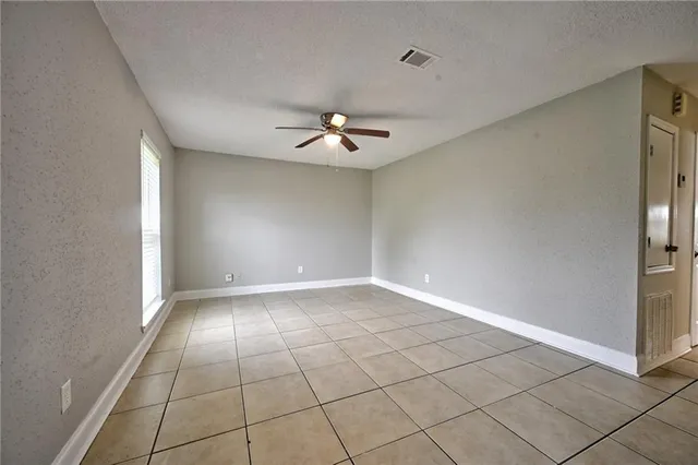 $180,000 | 404 Federal Drive, Westwego, LA 70094