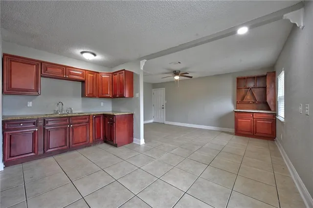 $180,000 | 404 Federal Drive, Westwego, LA 70094