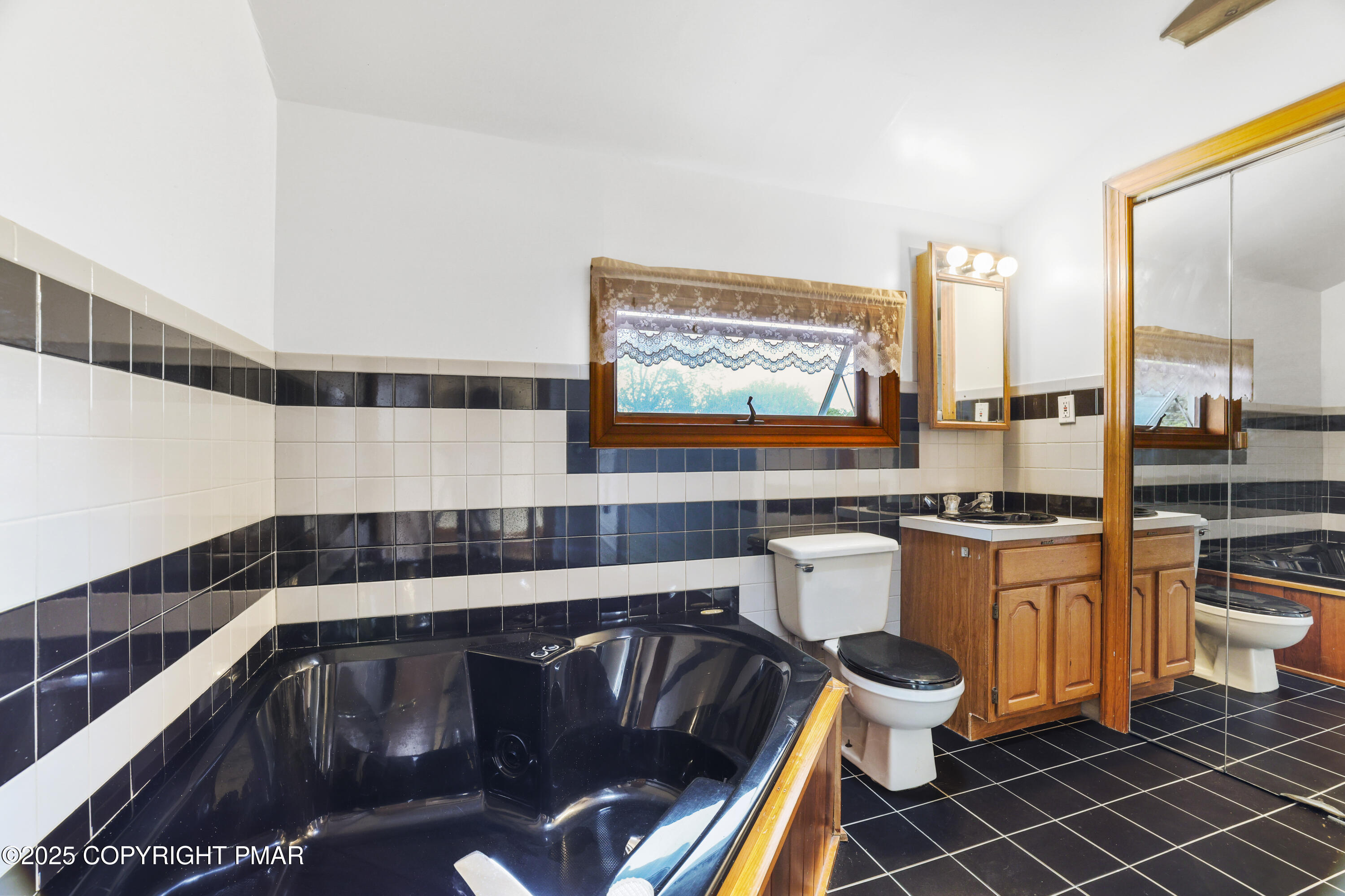 29 Reeder Street Mount Pocono, PA 18344 - Photo 33 of 50 a kitchen with a sink and a stove top oven