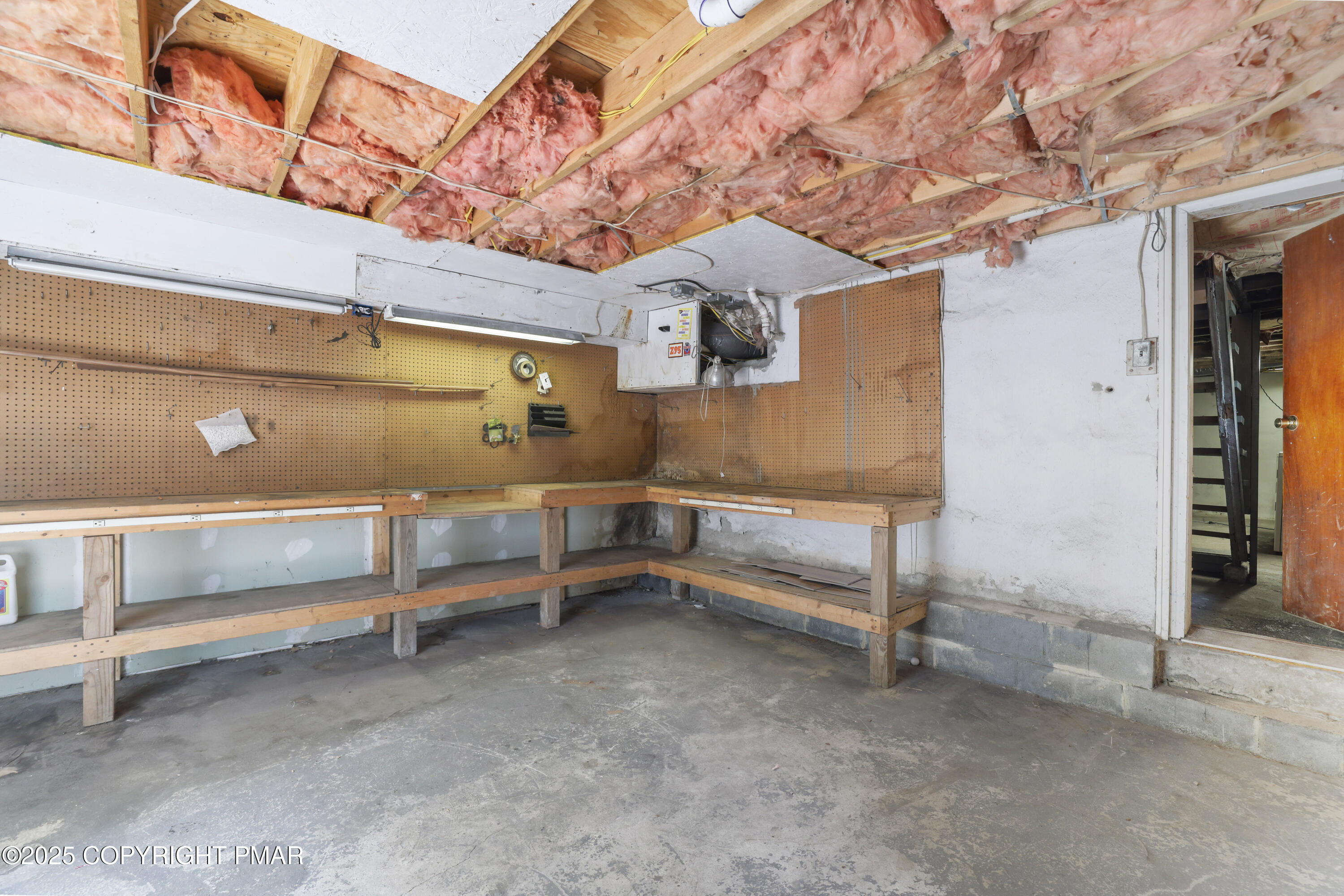 29 Reeder Street Mount Pocono, PA 18344 - Photo 41 of 50