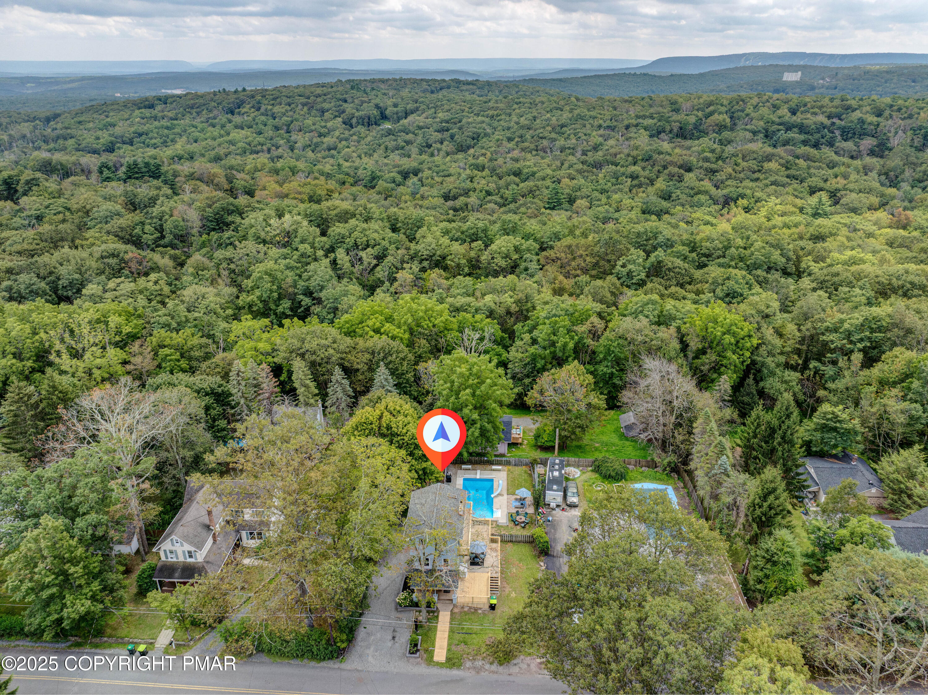 29 Reeder Street Mount Pocono, PA 18344 - Photo 8 of 50 a view of a back yard