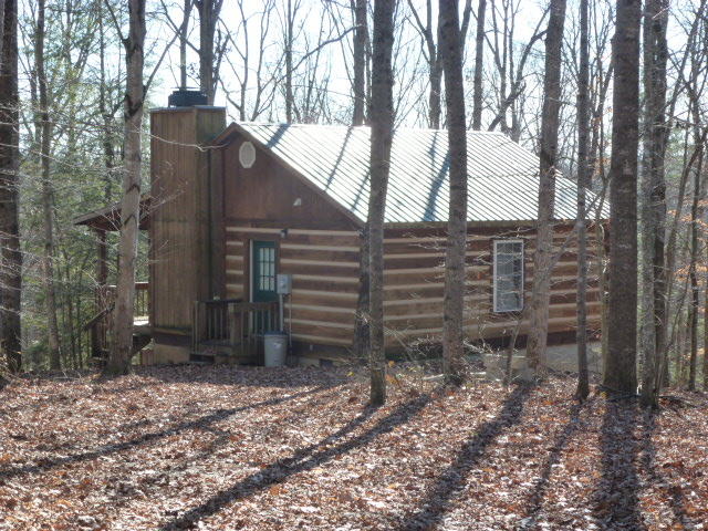 4072 Mt Helen Road Allardt, TN 38504 - Photo 1 of 20 P1090594