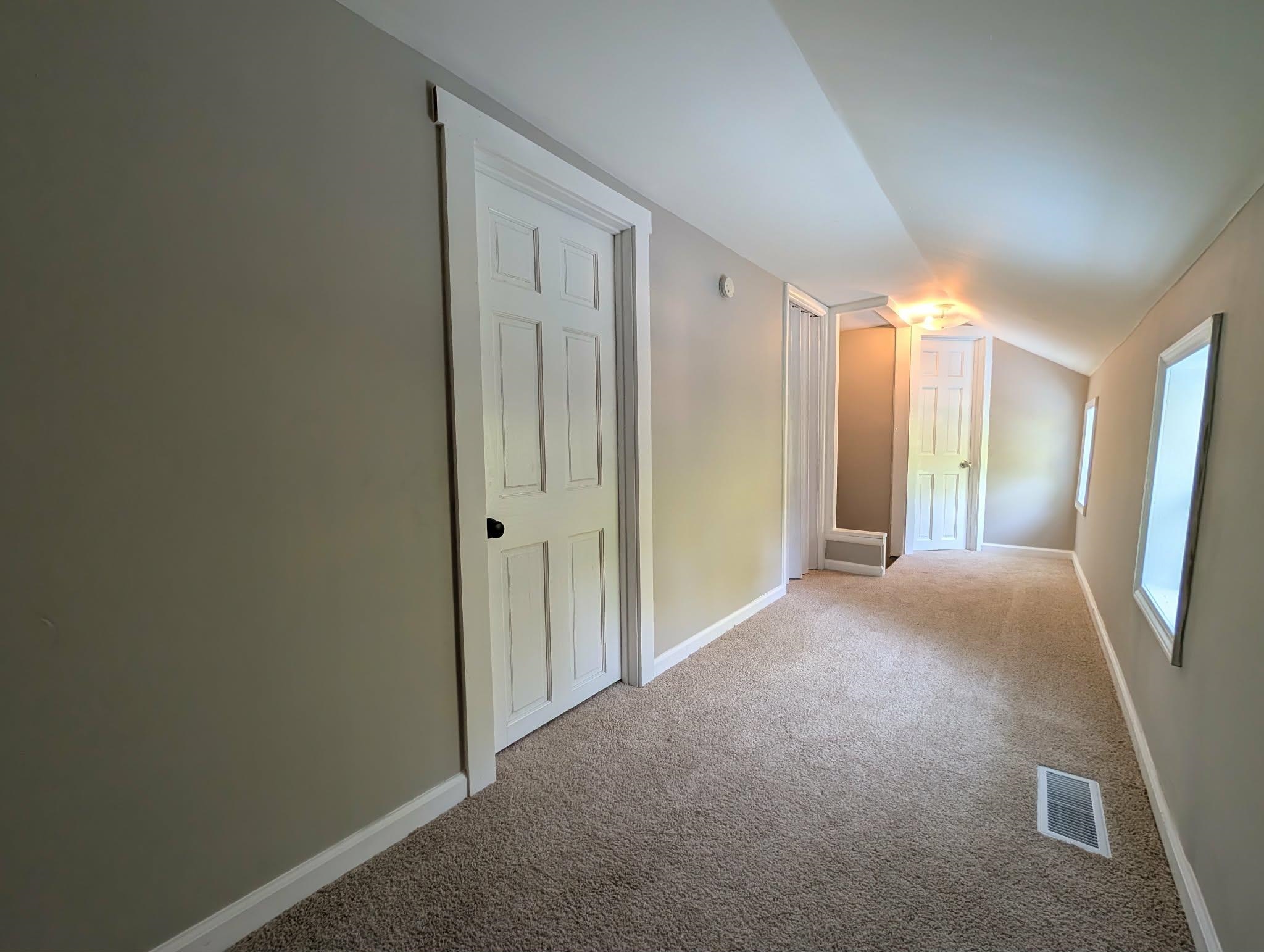420 North Maple Street Ithaca, MI 48847 - Photo 19 of 31 1950611-45b1960f-3897-44e6-9313-e55405336797.JPG