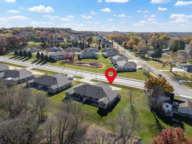 $349,900 | 2327 Pinewood Road Southeast, Rochester, MN 55904