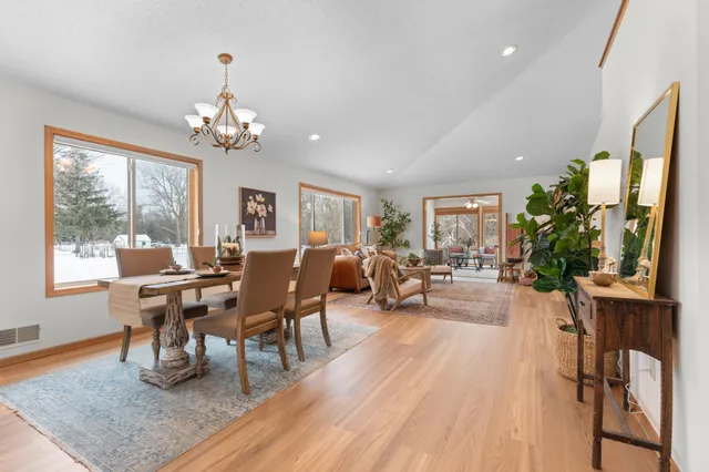 $349,900 | 2327 Pinewood Road Southeast, Rochester, MN 55904