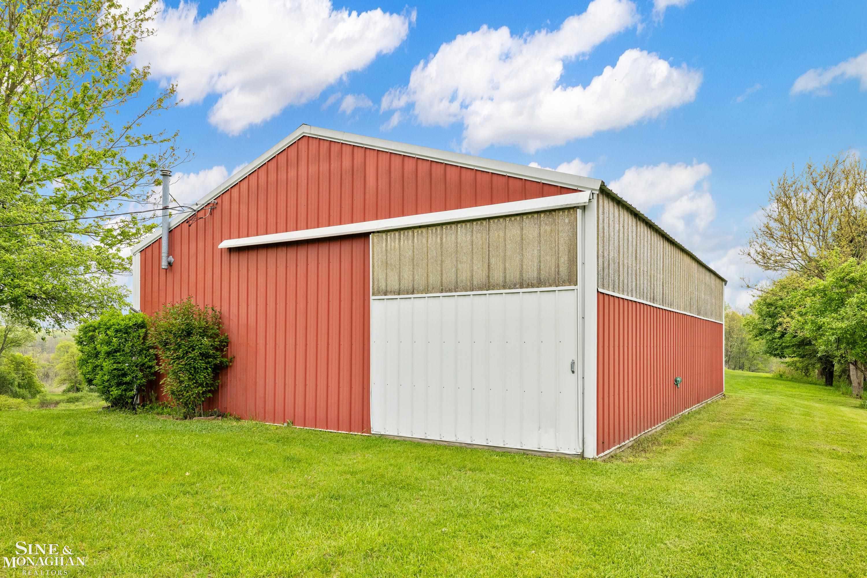 8295 Farley Road Pinckney, MI 48169 - Photo 53 of 85