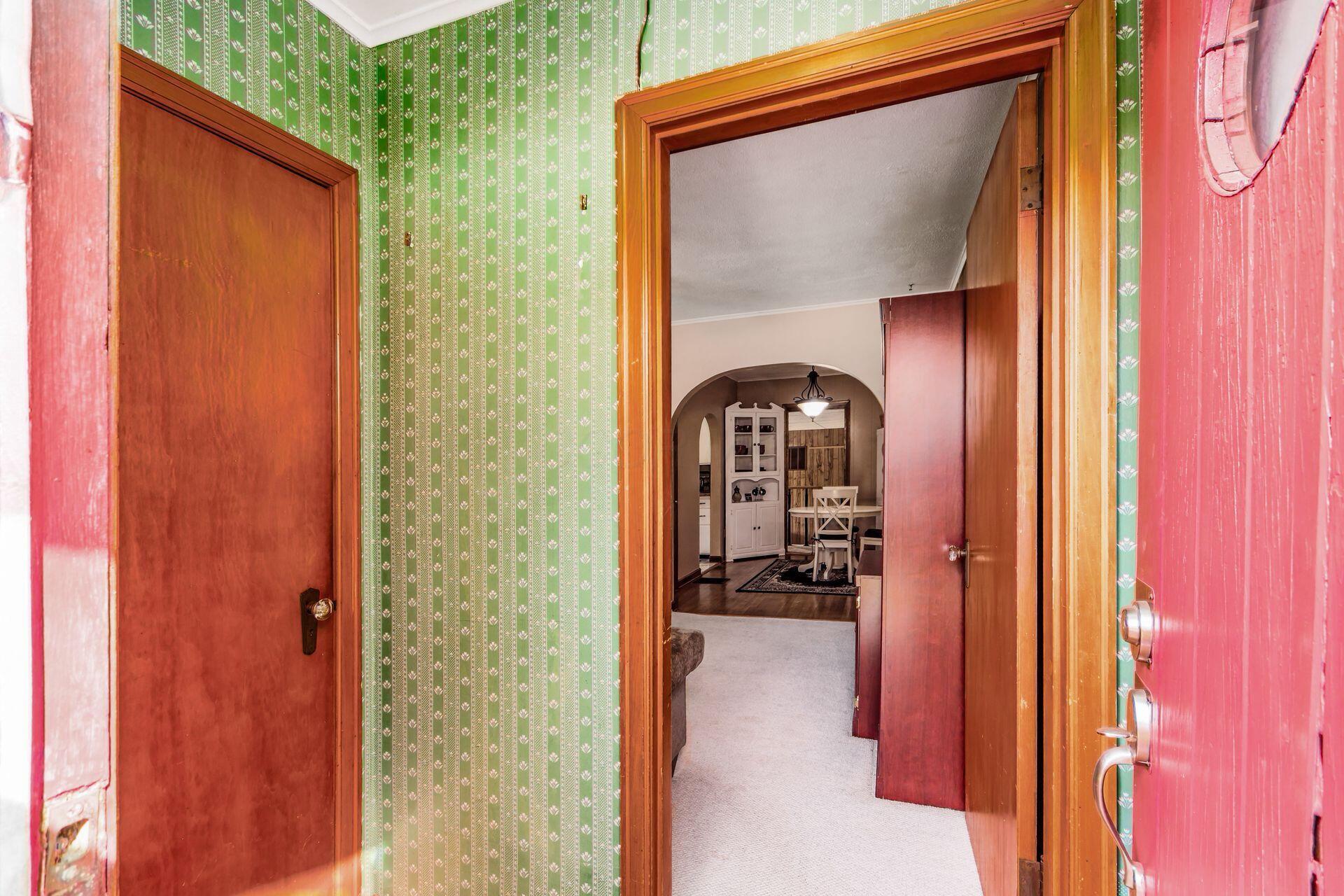 5653 Norton Road Grove City, OH 43123 - Photo 4 of 51 004__b - 5653 Norton Rd - 006