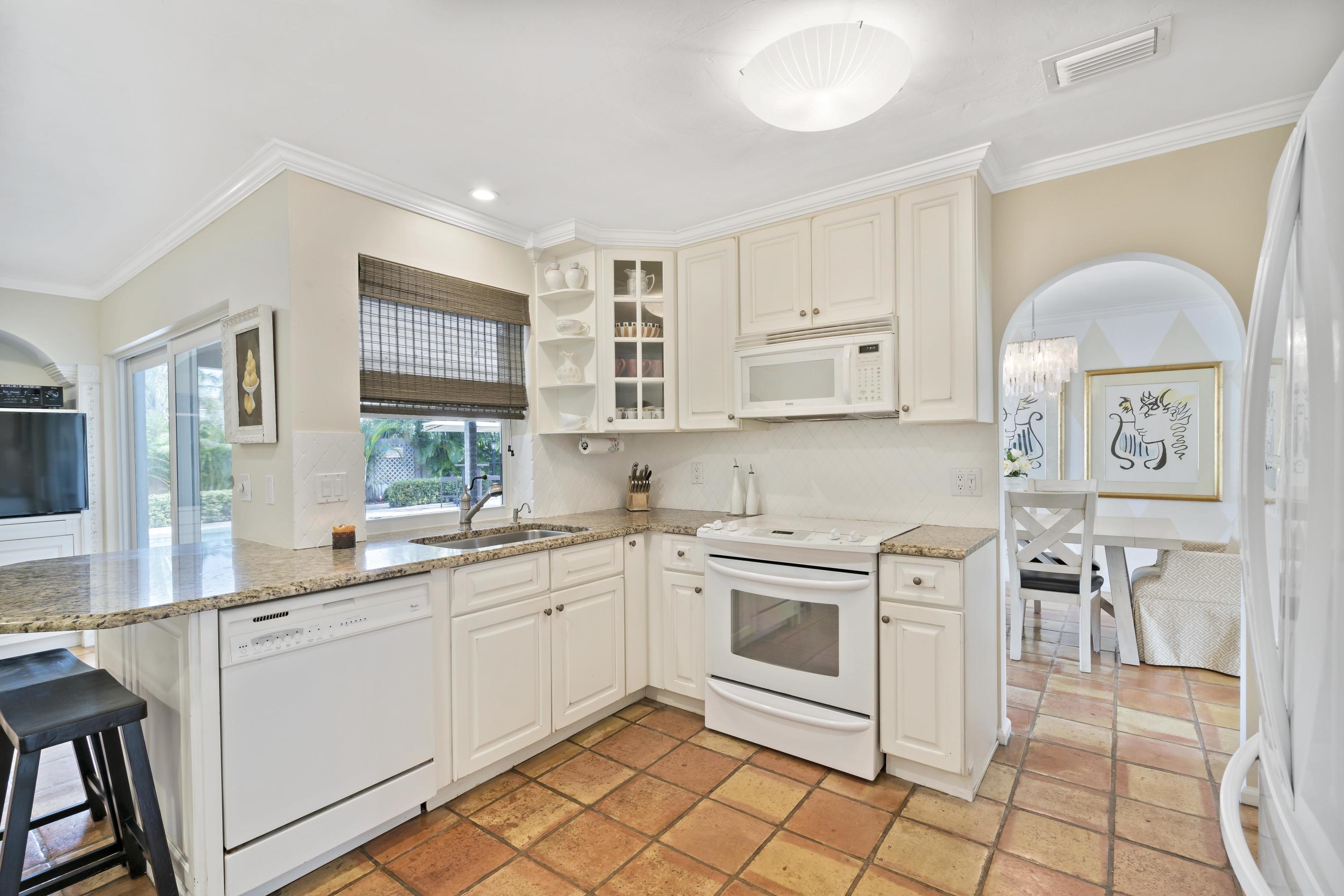 317 Northeast 3rd Street Boca Raton, FL 33432 - Photo 19 of 41 317 NE 3rd St_24
