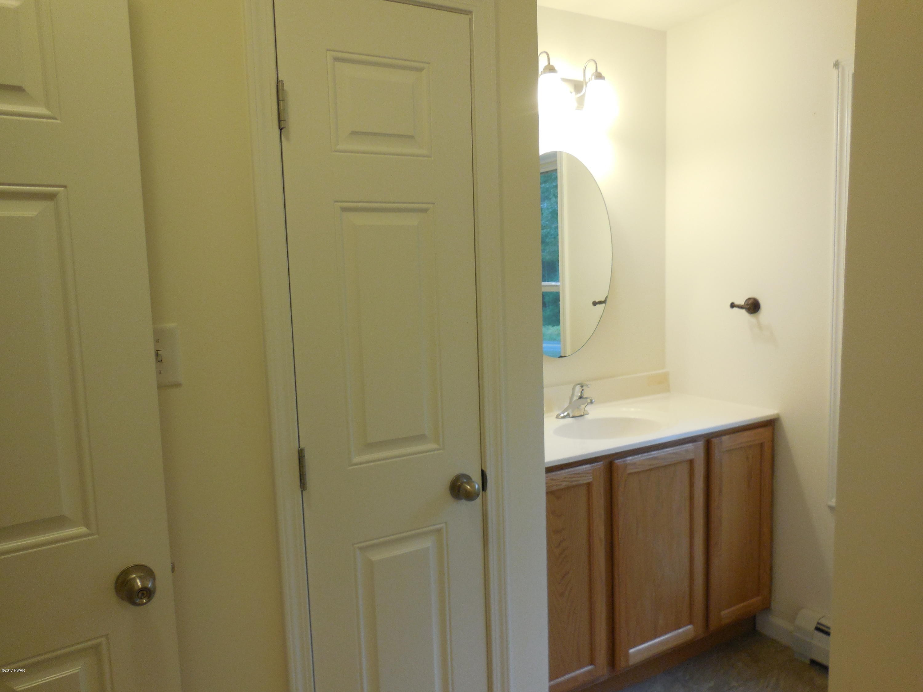 183 Nelson Road Milford, PA 18337 - Photo 33 of 38 DSCN2171