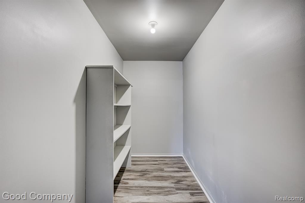 4363 Crooks Road Royal Oak, MI 48073 - Photo 25 of 34