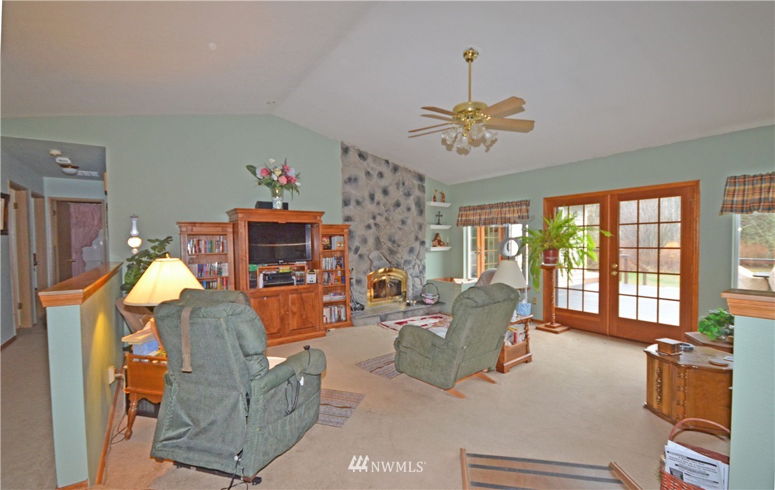 15919 Burn Road Arlington, WA 98223 - Photo 10 of 24 Gallery Image 10