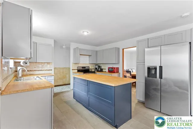 $459,900 | 2247 Reo Drive, Effort, PA 18330